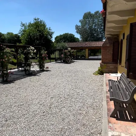 La Ca Dolga Country house La Morra